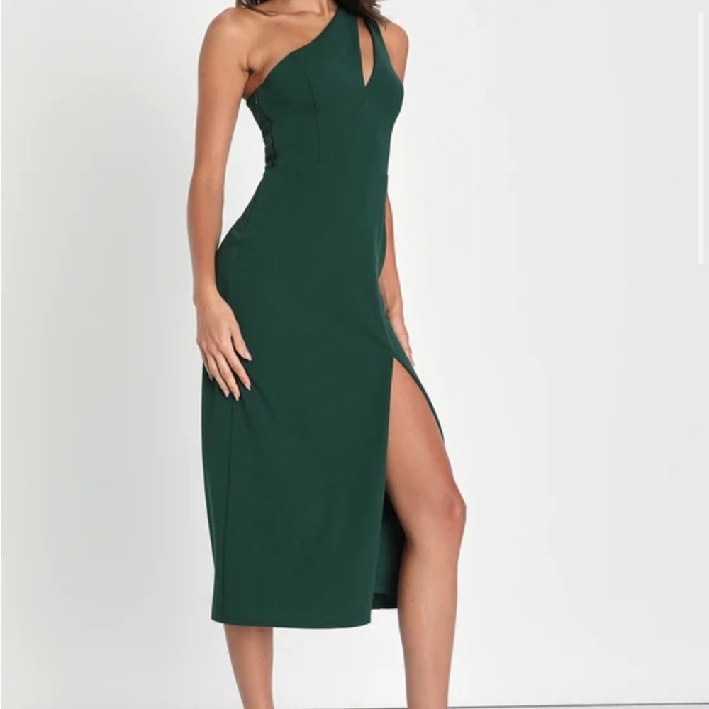 Emerald free one shoulder split midi